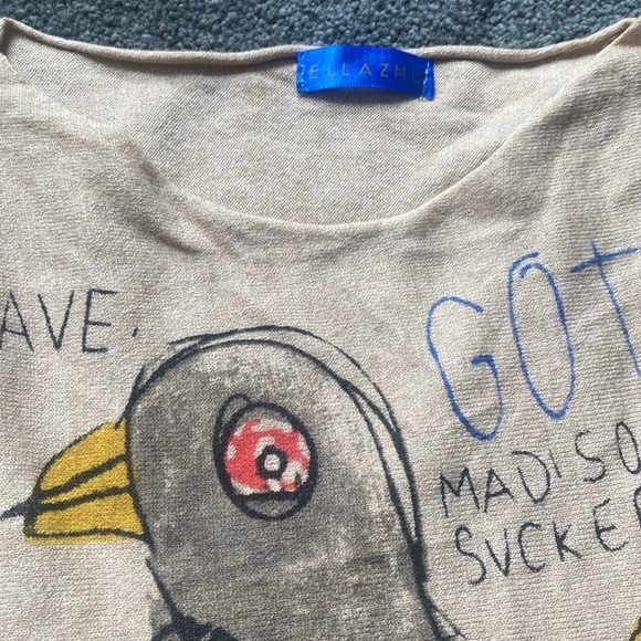 Slouchy soft NYC scape top - Picture 3 of 6